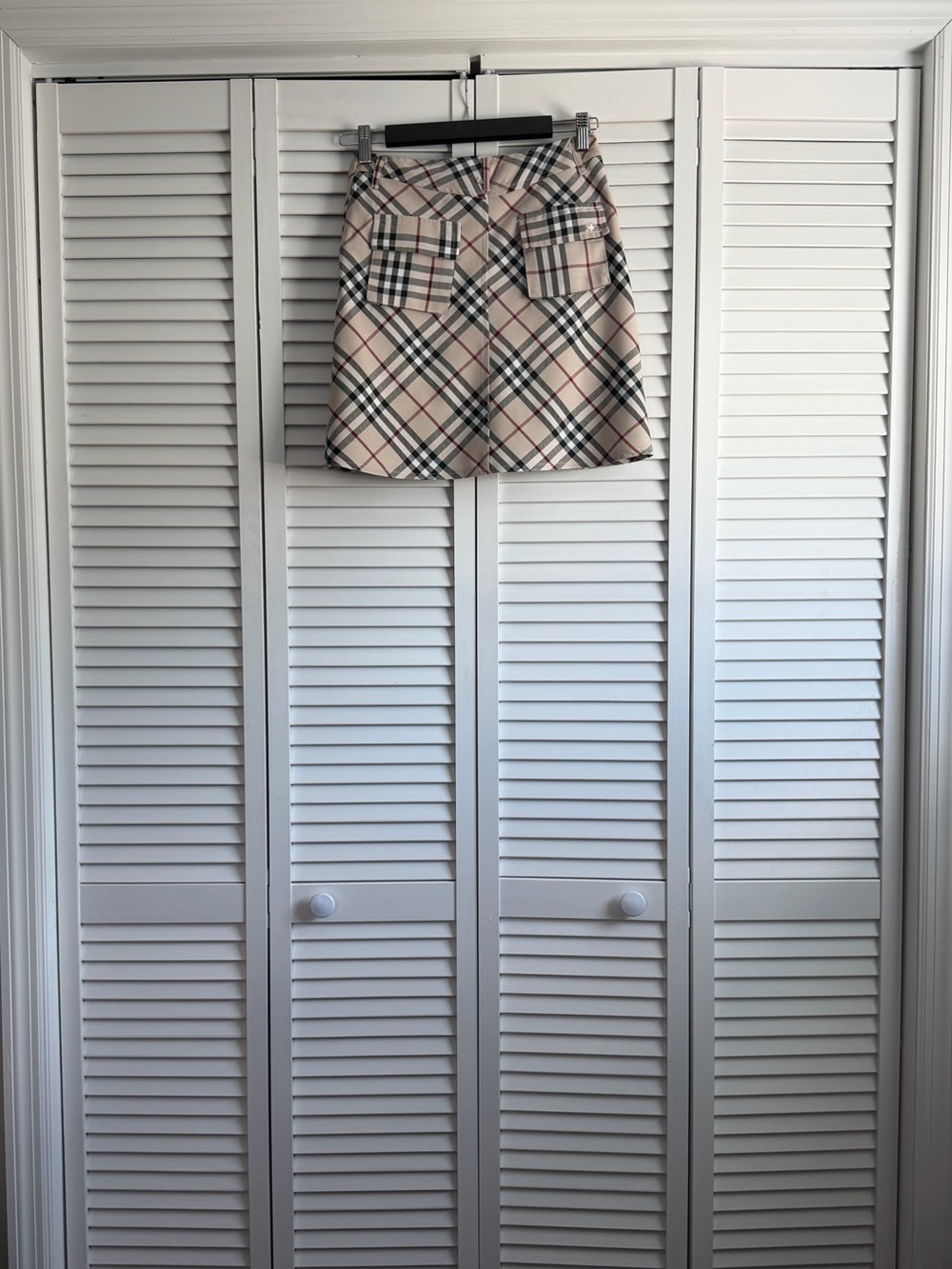 BURBERRY Check Mini Skirt in Tan - Picture 2 of 4
